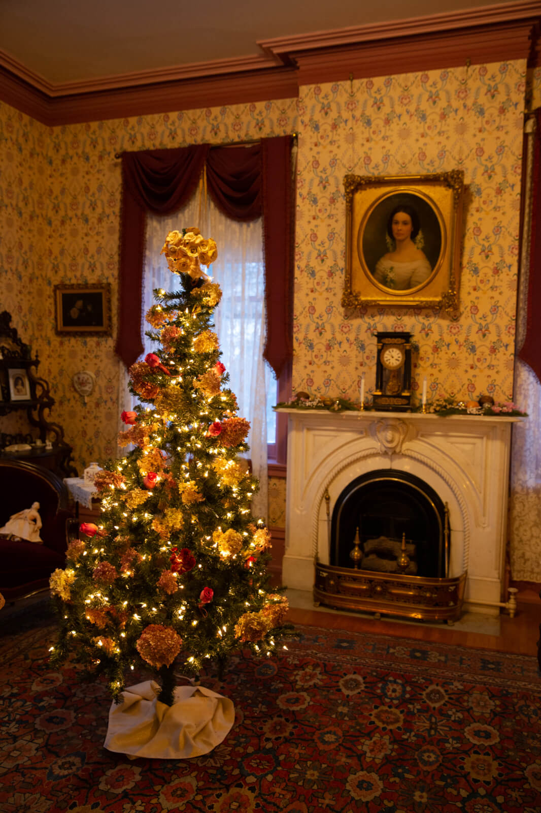 The Holiday Season is Upon Us! The Holiday Season is Upon Us!